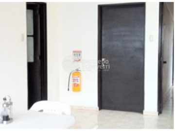 Casa en venta, barrio Santa Isabel, Bogotá, son tres casas unidas.