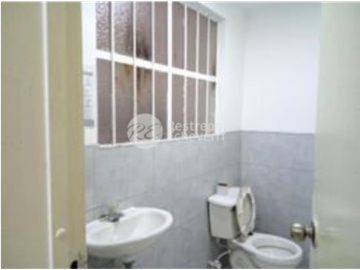 Casa en venta, barrio Santa Isabel, Bogotá, son tres casas unidas.