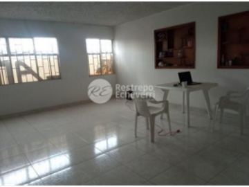 Casa en venta, barrio Santa Isabel, Bogotá, son tres casas unidas.