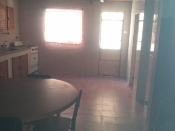 OPORTUNIDAD - Casa multifamiliar en Venta en Villa Lugano 6 ambientes 137 m2 + cochera, patio, terraza con parrilla - Ricardo Güiraldes 3000 casi esq 