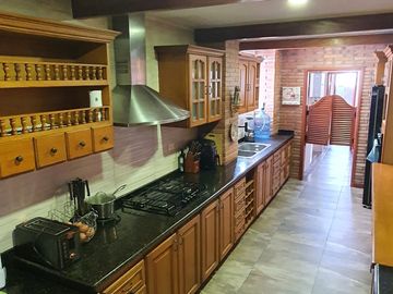apartamento en venta en la floresta. Cod V4906