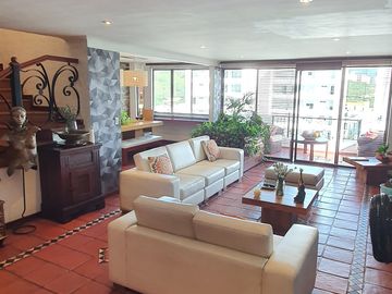 apartamento en venta en la floresta. Cod V4906