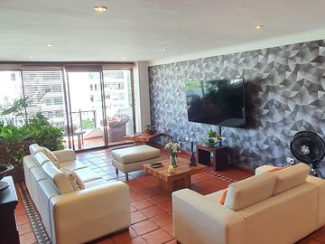 apartamento en venta en la floresta. Cod V4906
