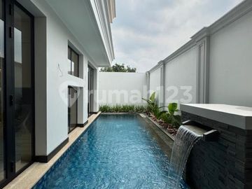 Rumah American Classic 3 Lantai Cipete