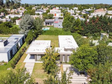 Casa en venta 3 dormitorios en suite en La Concepción Club de Campo UF 47