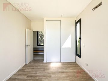 Casa en venta 3 dormitorios en suite en La Concepción Club de Campo UF 47