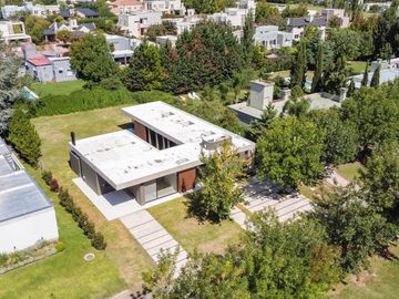 Casa en venta 3 dormitorios en suite en La Concepción Club de Campo UF 47