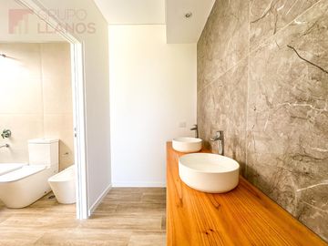Casa en venta 3 dormitorios en suite en La Concepción Club de Campo UF 47
