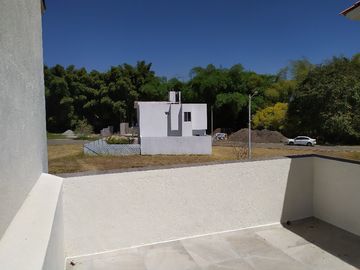 Casa Nueva de 3 recámaras, con alberca en condominio, Jiutepec, Mor.
