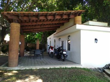 Casa Nueva de 3 recámaras, con alberca en condominio, Jiutepec, Mor.