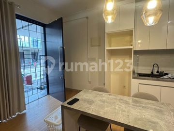 Sewa Rumah Mewah dan Furnish