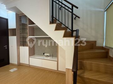 Sewa Rumah Mewah dan Furnish
