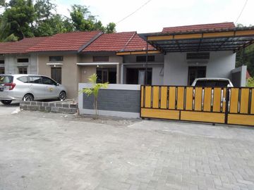 Tersedia rumah 2 kamar 1 lantai siap bangun