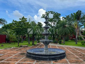 Hacienda en Venta, El Rey, Cancún Quintana Roo.