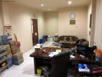Rumah Usaha Raya Tenggilis Mejoyo STRATEGIS, BEBAS BANJIR