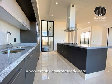 Casa en Venta de Lujo, En Puerta las Lomas, Zapopan, Jalisco
