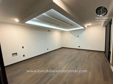 Casa en Venta de Lujo, En Puerta las Lomas, Zapopan, Jalisco