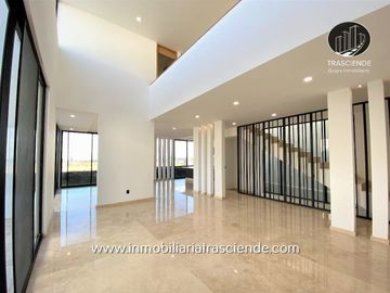 Casa en Venta de Lujo, En Puerta las Lomas, Zapopan, Jalisco