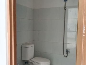 Rumah DP 0, ready stok, siap huni, kokoh strategis di Karangsatria Bekasi