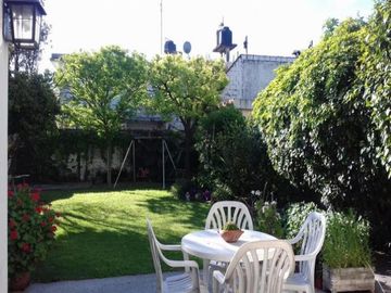 CASA 3 AMB GARAGE DOBLE FONDO LOTE 310M2 MARTIN CORONADO