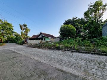 Tanah Pekarangan Dekat Perum Green Hills Jakal