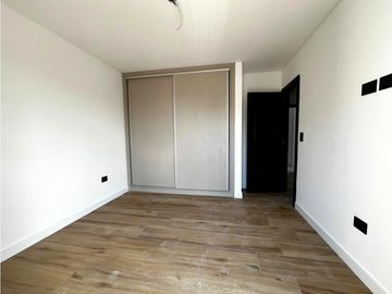 VENTA / DEPARTAMENTO PISO 4 AMBIENTES CON VISTA AL MAR / MAR DEL PLATA