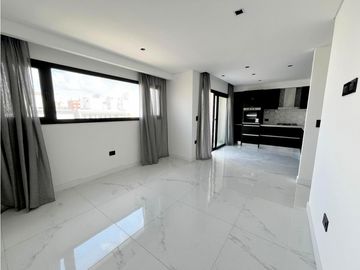 VENTA / DEPARTAMENTO PISO 4 AMBIENTES CON VISTA AL MAR / MAR DEL PLATA