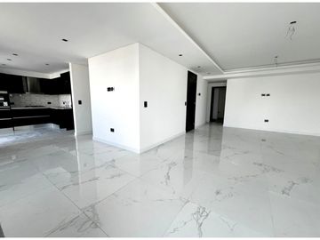 VENTA / DEPARTAMENTO PISO 4 AMBIENTES CON VISTA AL MAR / MAR DEL PLATA