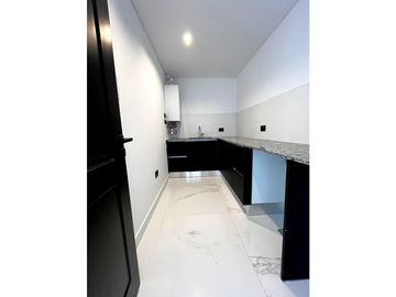 VENTA / DEPARTAMENTO PISO 4 AMBIENTES CON VISTA AL MAR / MAR DEL PLATA