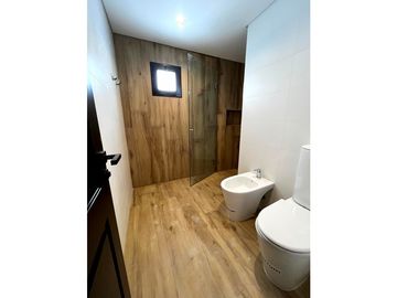 VENTA / DEPARTAMENTO PISO 4 AMBIENTES CON VISTA AL MAR / MAR DEL PLATA