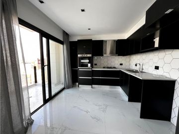 VENTA / DEPARTAMENTO PISO 4 AMBIENTES CON VISTA AL MAR / MAR DEL PLATA