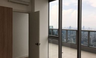 Best Deal 3 Bedroom Corner Unit One Shangri-la Place