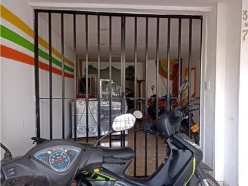 VENTA DE CASA EN VIILA DEL PRADO  ID 592