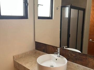 Linda Casa en Valle de Juriquilla, Ubicadisima, Seguridad 24.7, 3 Recamaras