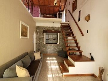 PERMUTA - CASA PH DE 3 AMBIENTES EN VENTA - ITUZAINGO NORTE