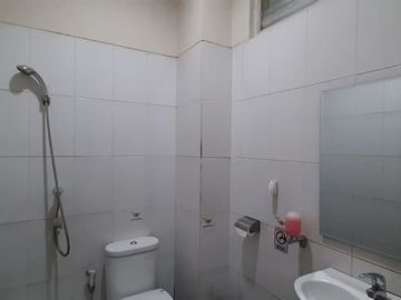 DISEWAKAN 2 Ruko Gandeng di Margonda Raya Depok