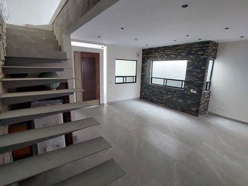 Casa Venta en La Fama, Santa Catarina