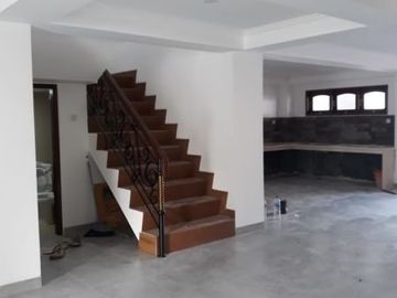 Rumah diJual di Deplu, Cipadu. Rumah Baru Mewah