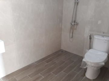 Rumah diJual di Deplu, Cipadu. Rumah Baru Mewah
