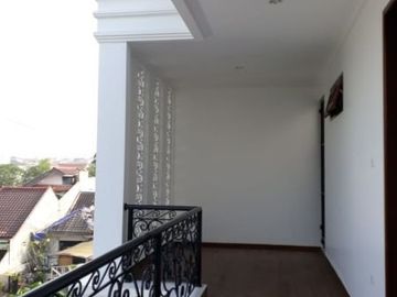 Rumah diJual di Deplu, Cipadu. Rumah Baru Mewah