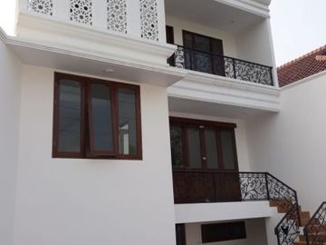 Rumah diJual di Deplu, Cipadu. Rumah Baru Mewah