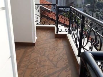 Rumah diJual di Deplu, Cipadu. Rumah Baru Mewah