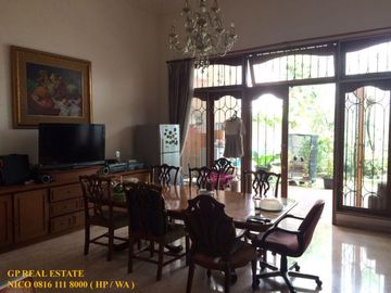 Rumah dijual di jalan Maluku Menteng Gol B 15x42 ( 633 m2 )