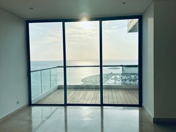 apartamento en venta en centro histórico - la marina. Cod V109
