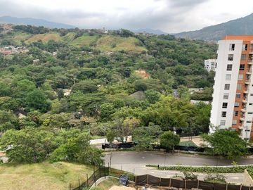 apartamento en arriendo en santa teresita. Cod A4526