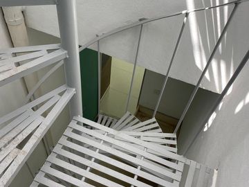 CASA NUEVA EN VENTA DE TRES RECAMARAS CON BAÑO Y CUARTO DE SERVICIO FRACC MONTE