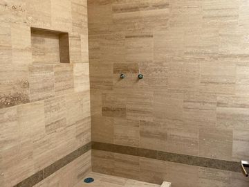 CASA NUEVA EN VENTA DE TRES RECAMARAS CON BAÑO Y CUARTO DE SERVICIO FRACC MONTE