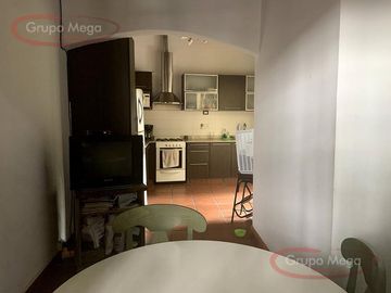 Hermosa casa de 3 ambientes con patio y terraza refaccionada a nuevo