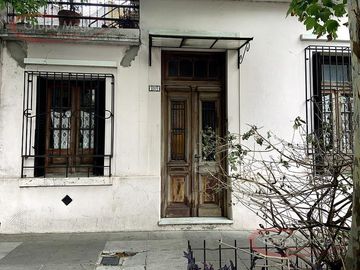 Hermosa casa de 3 ambientes con patio y terraza refaccionada a nuevo