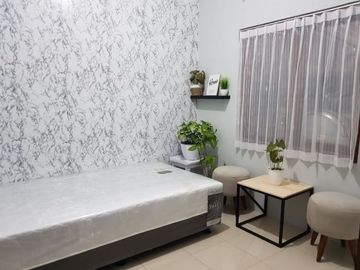 Dijual Cepat Rumah Perumahan di Potorono Lengkap Dengan Perabotan